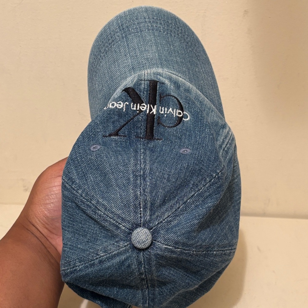 Calvin Klein Light Blue Denim Hat - Picture 4 of 12